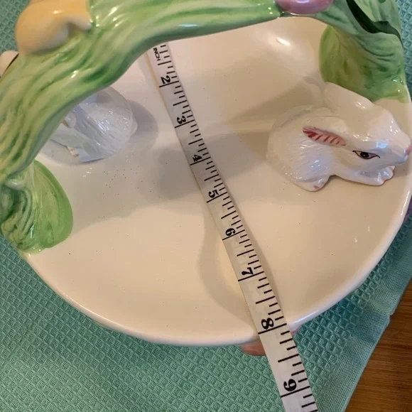 ceramic basket serving tray candy dish with bunnies flowers Easter decor spring - Picture 5 of 7